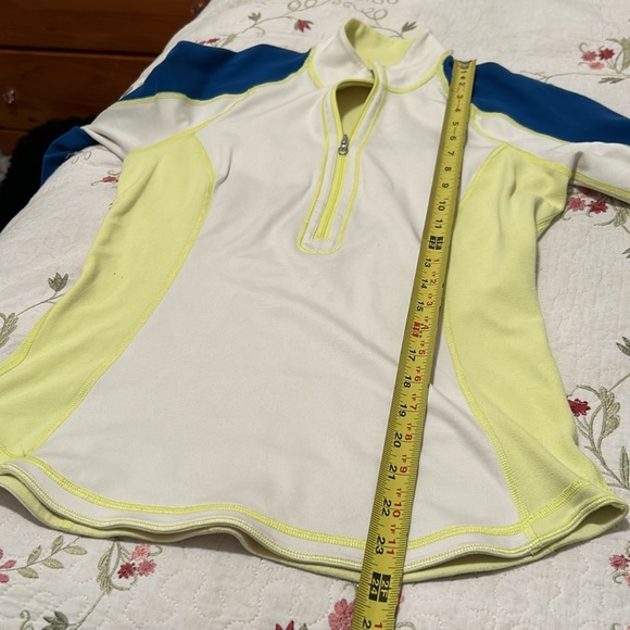 Lululemon Run: U-Turn Reversible Butter Yellow Cream Grey Blue 1/4 Zip Pullover - Picture 11 of 15